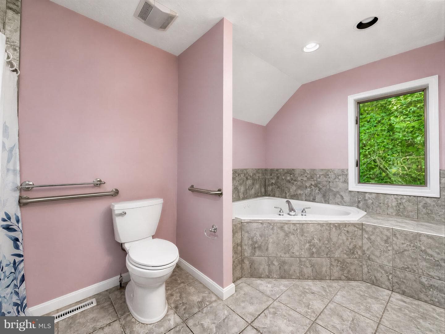 470 Chippingwood Drive photo 28