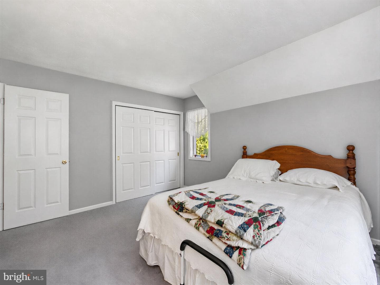 470 Chippingwood Drive photo 33