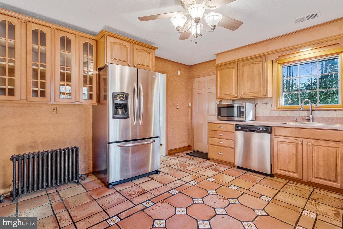 111 Autumn Court photo 16