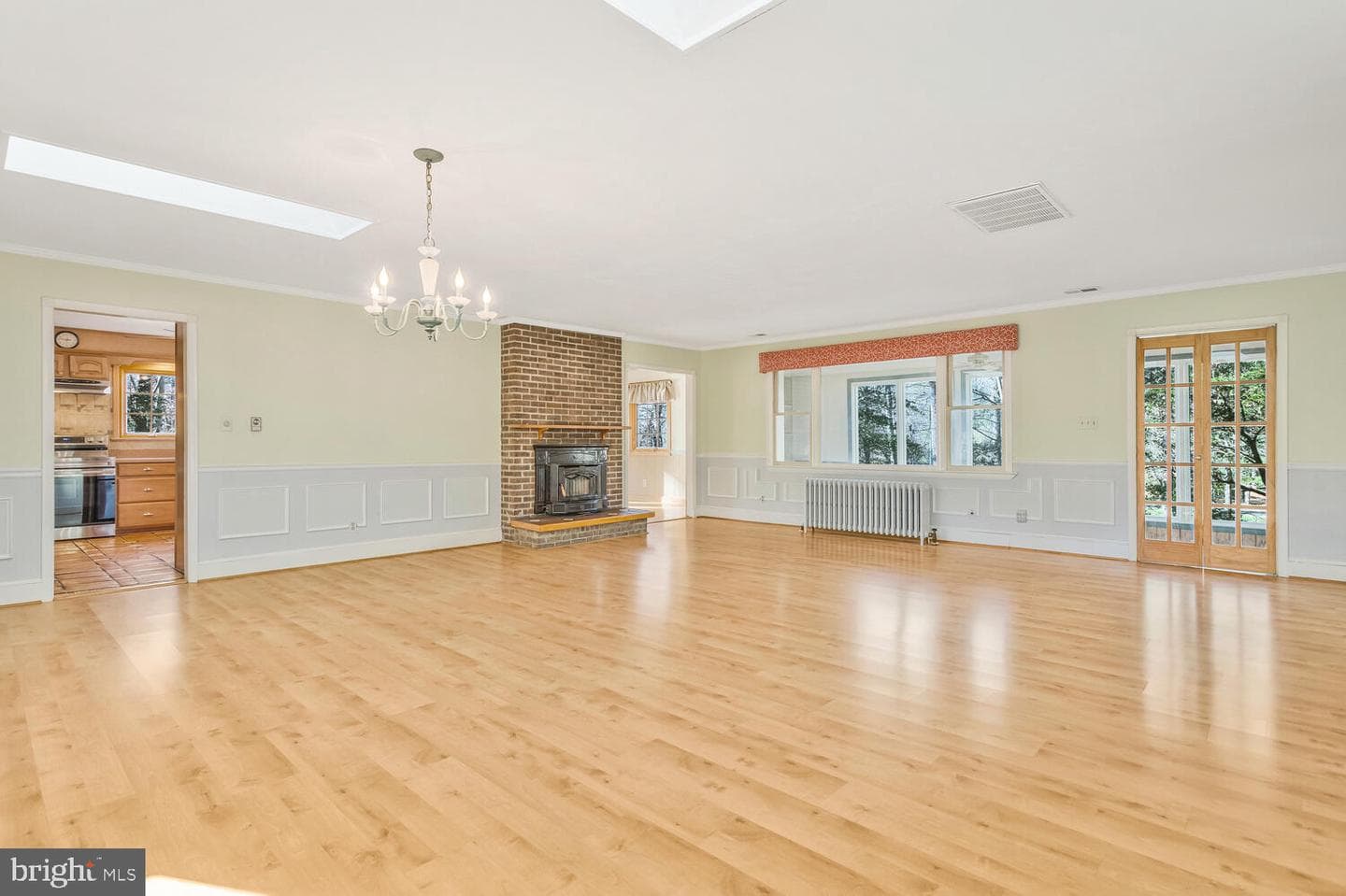111 Autumn Court photo 8