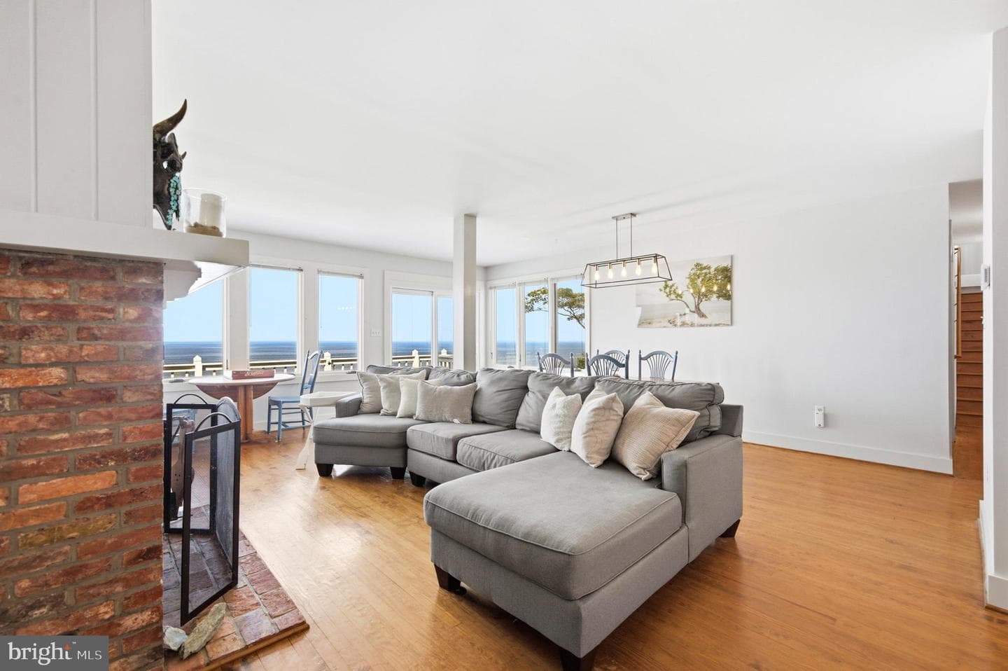 5424 Beach Drive photo 12