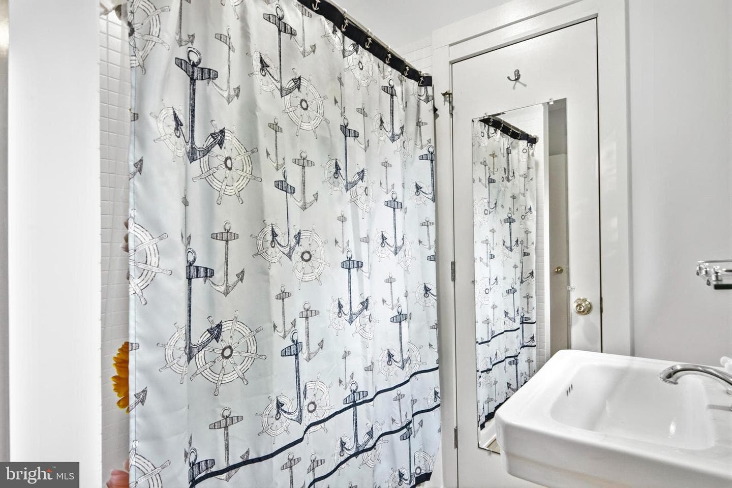5424 Beach Drive photo 37
