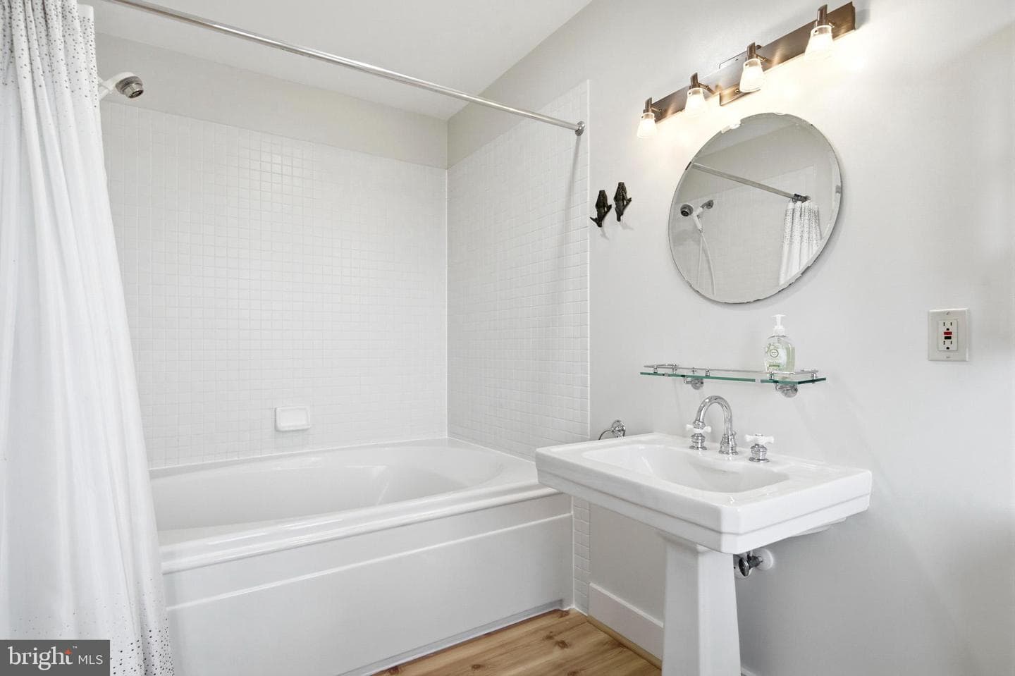 5424 Beach Drive photo 48