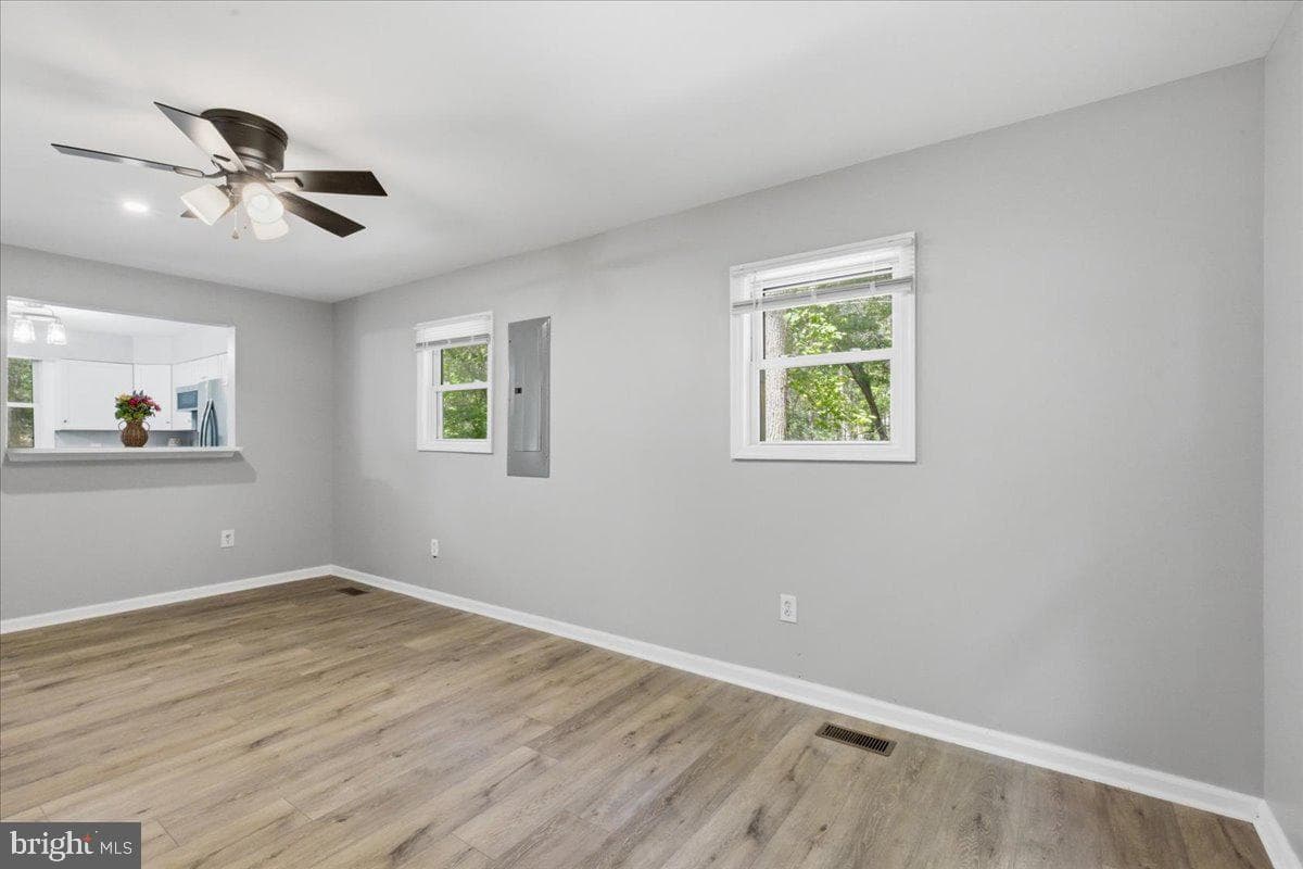 6815 Marshall Road photo 18