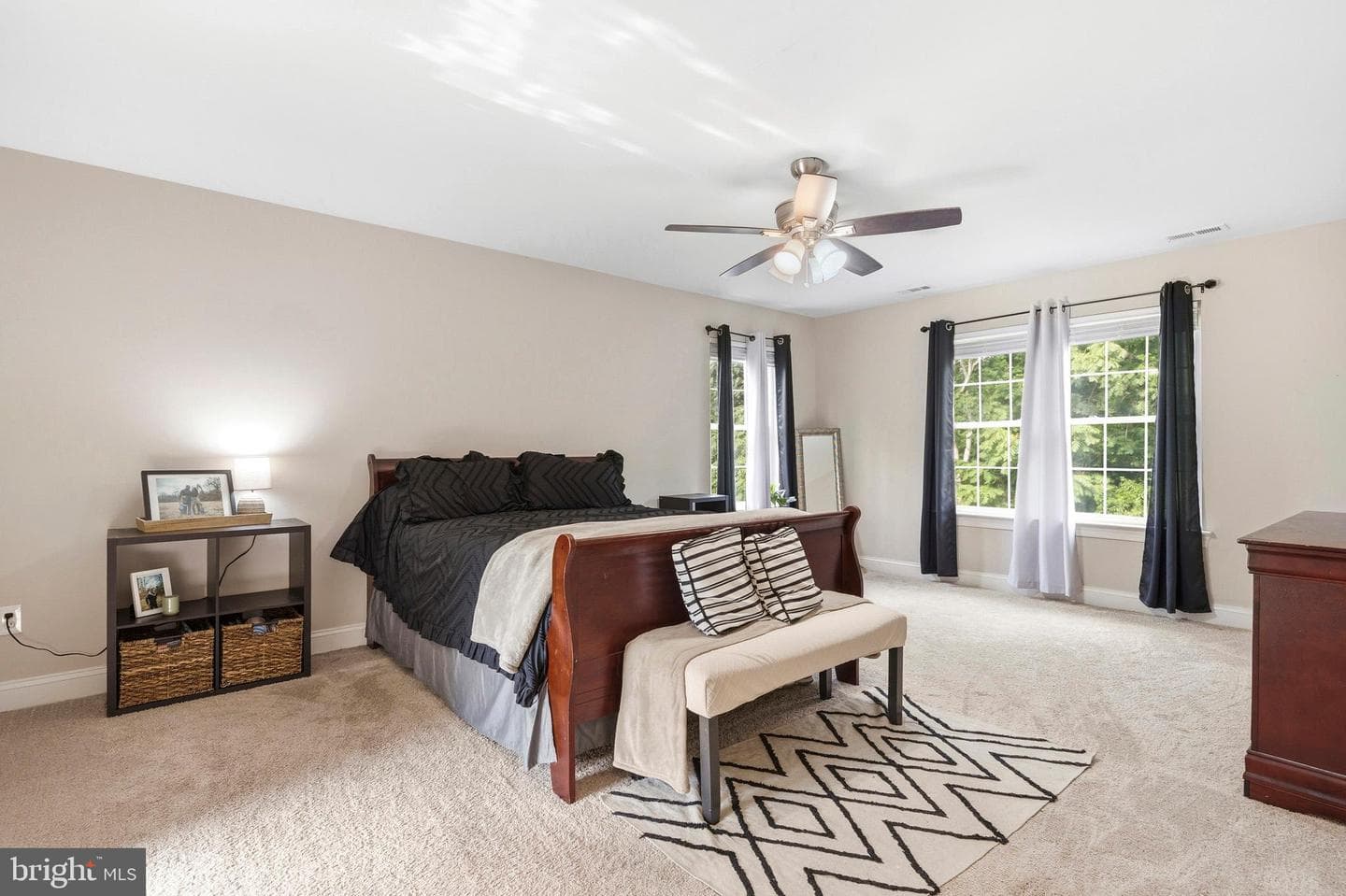 5335 Majesty Lane photo 22
