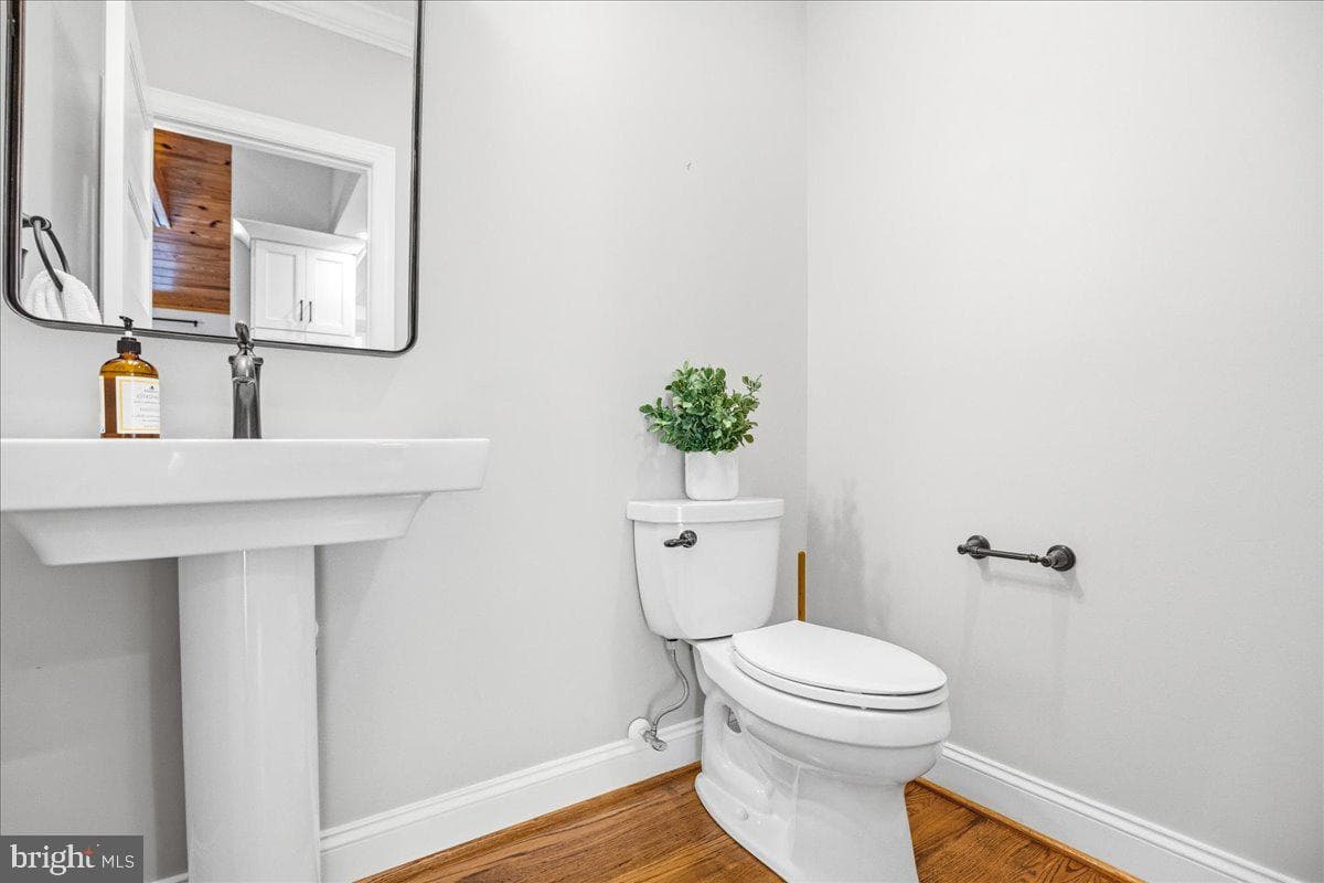 7785 Swan Lane photo 40