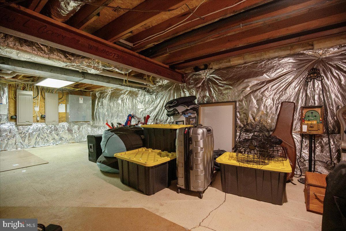 7785 Swan Lane photo 63