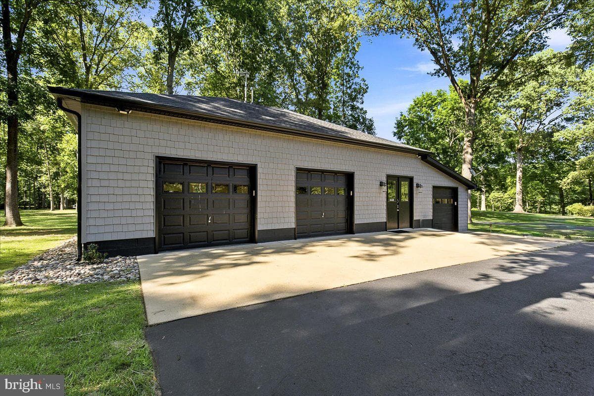 7785 Swan Lane photo 67