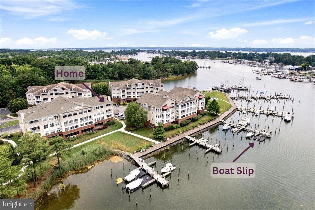 534 Oyster Bay Place #401, Solomons