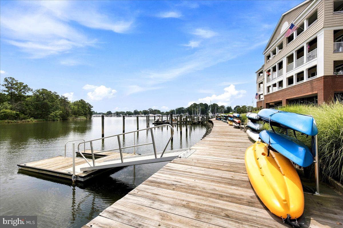 534 Oyster Bay Place #401 photo 41
