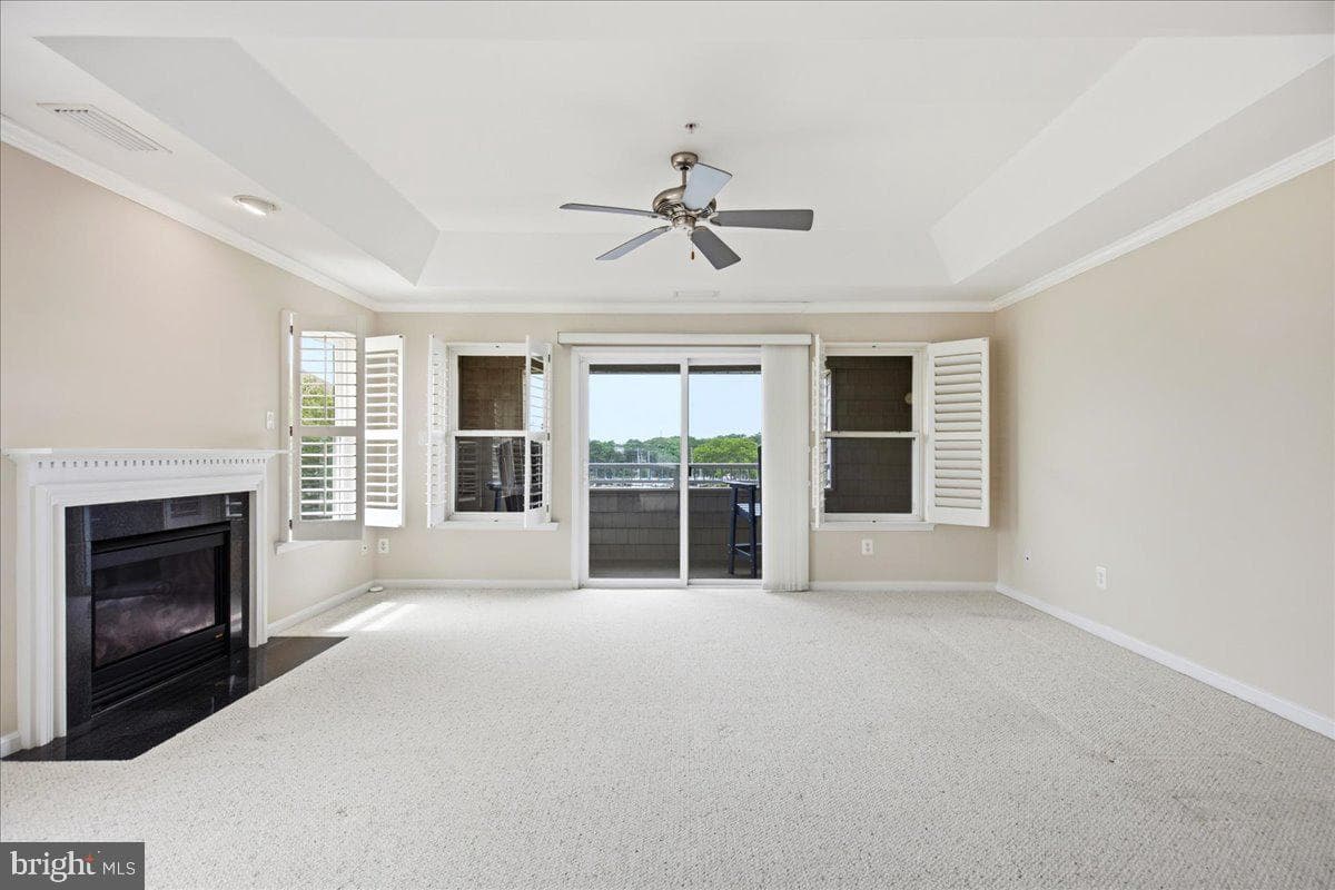 534 Oyster Bay Place #401 photo 6