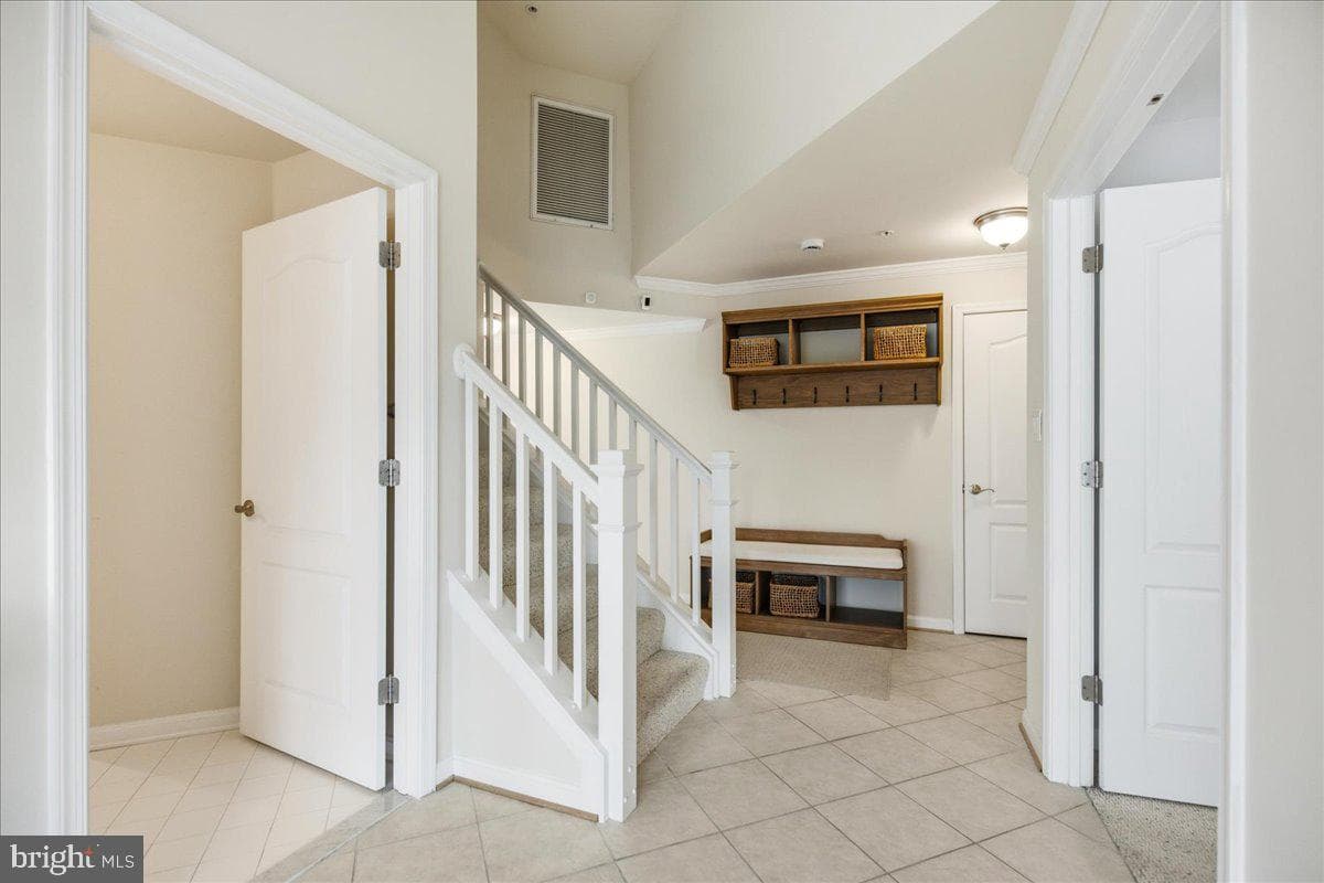 534 Oyster Bay Place #401 photo 7