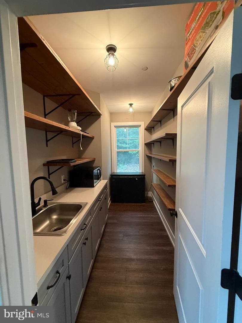 211 Sailboat Court photo 6