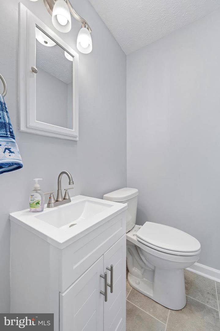 650 Field Road photo 16