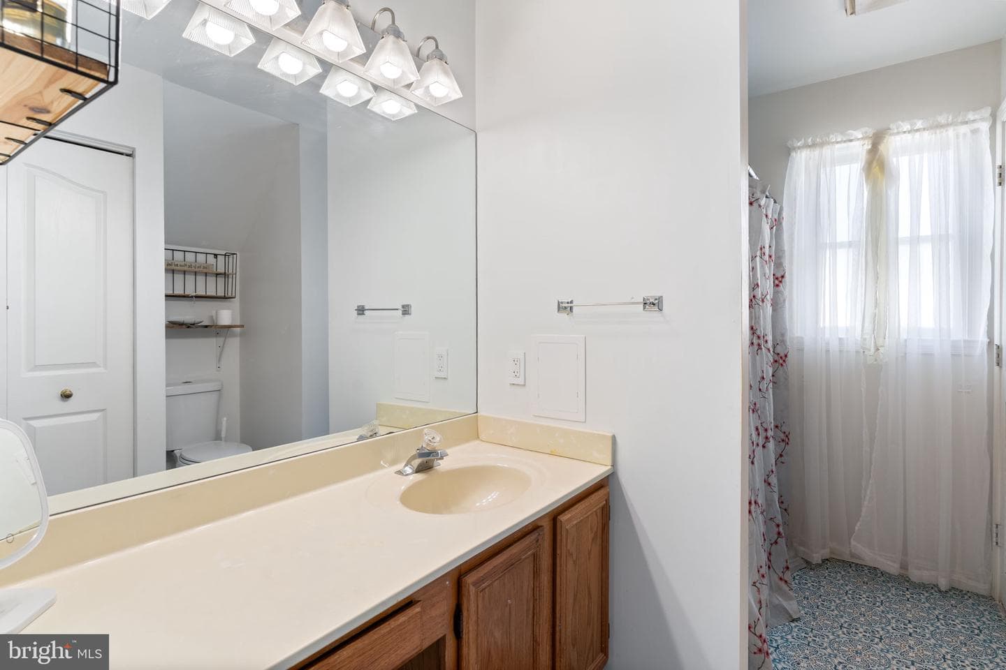 107 Gray Inn Court photo 17