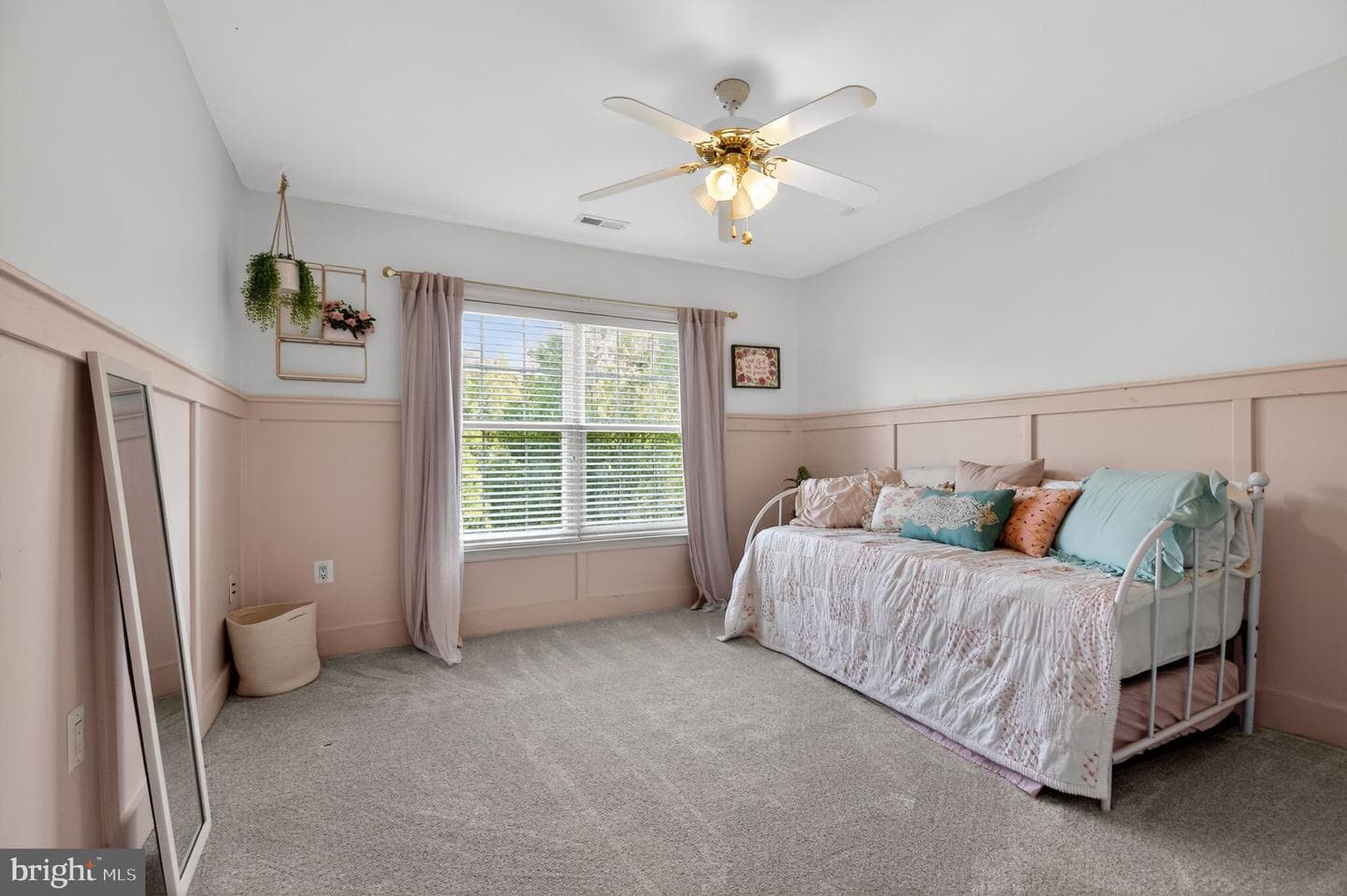 90 Oxford Way photo 24