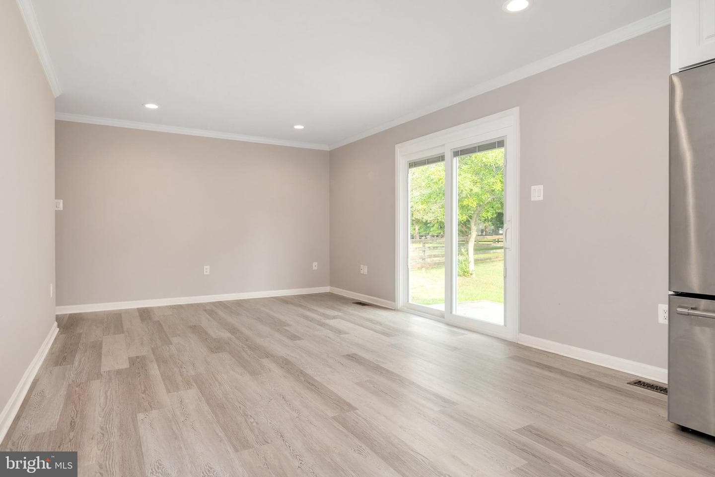 2110 Clearview Drive photo 16