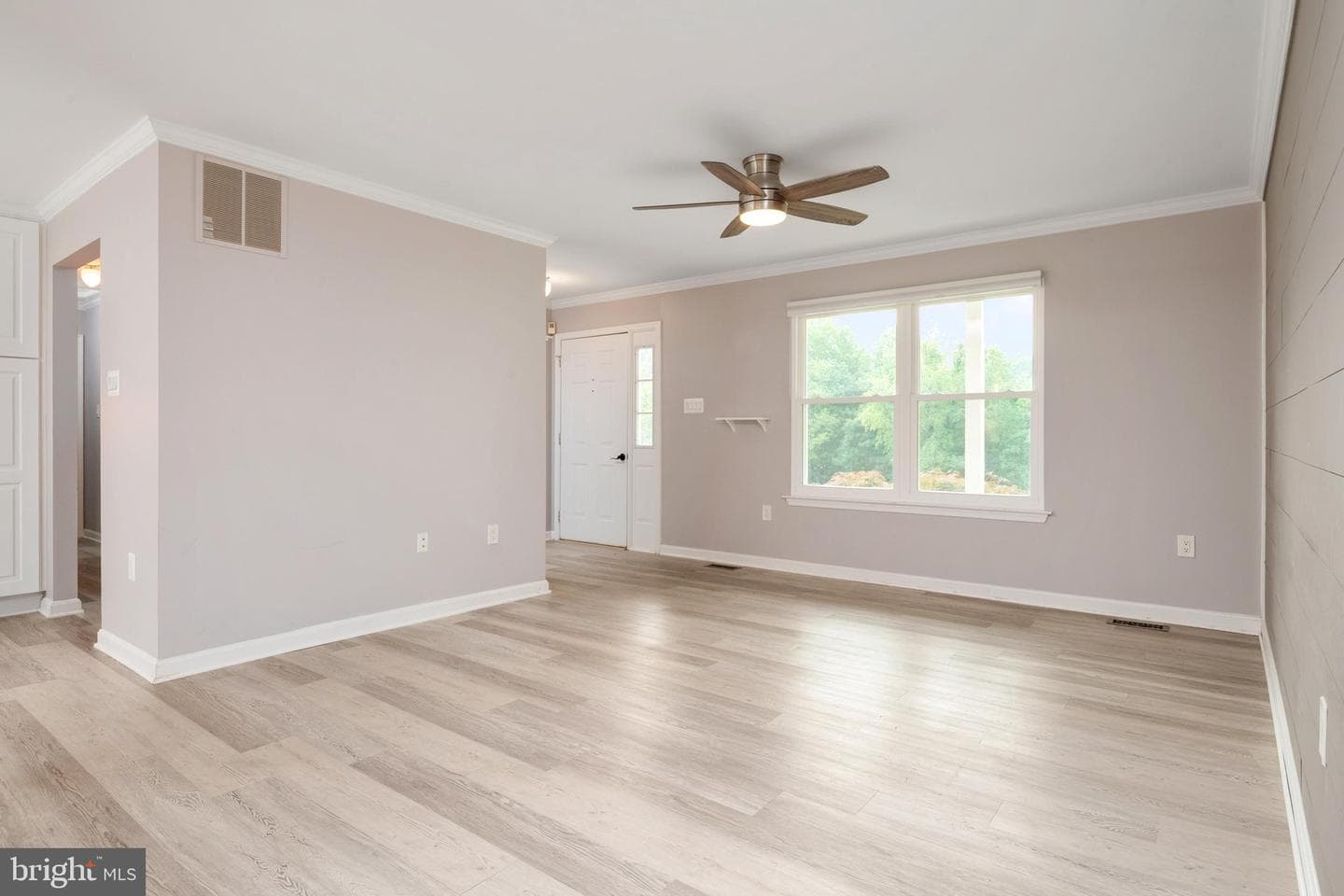 2110 Clearview Drive photo 6