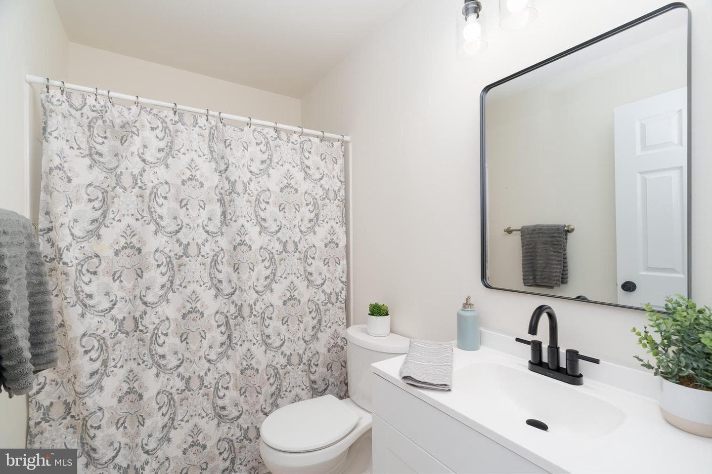 7 Meadow Drive photo 13