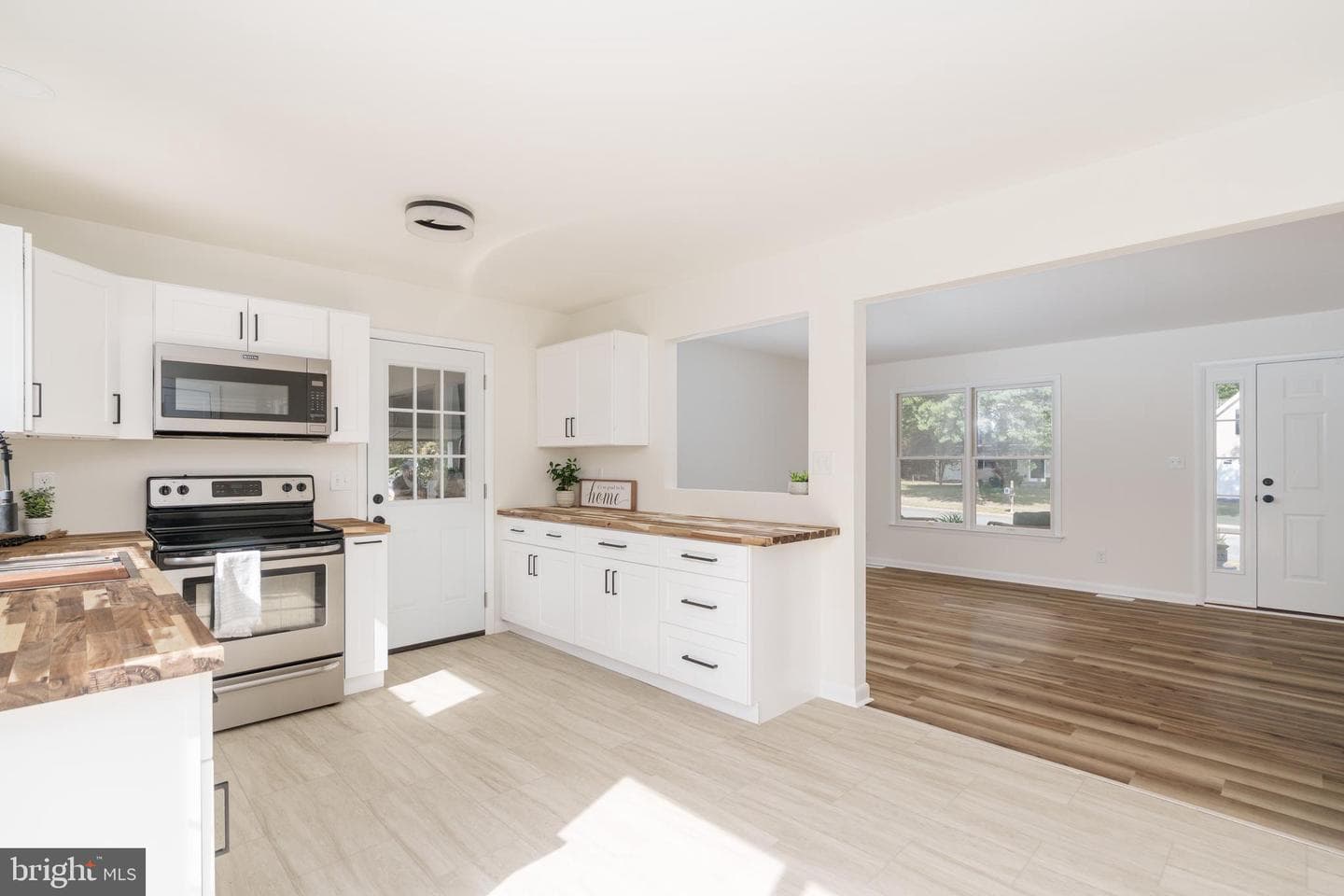 7 Meadow Drive photo 4