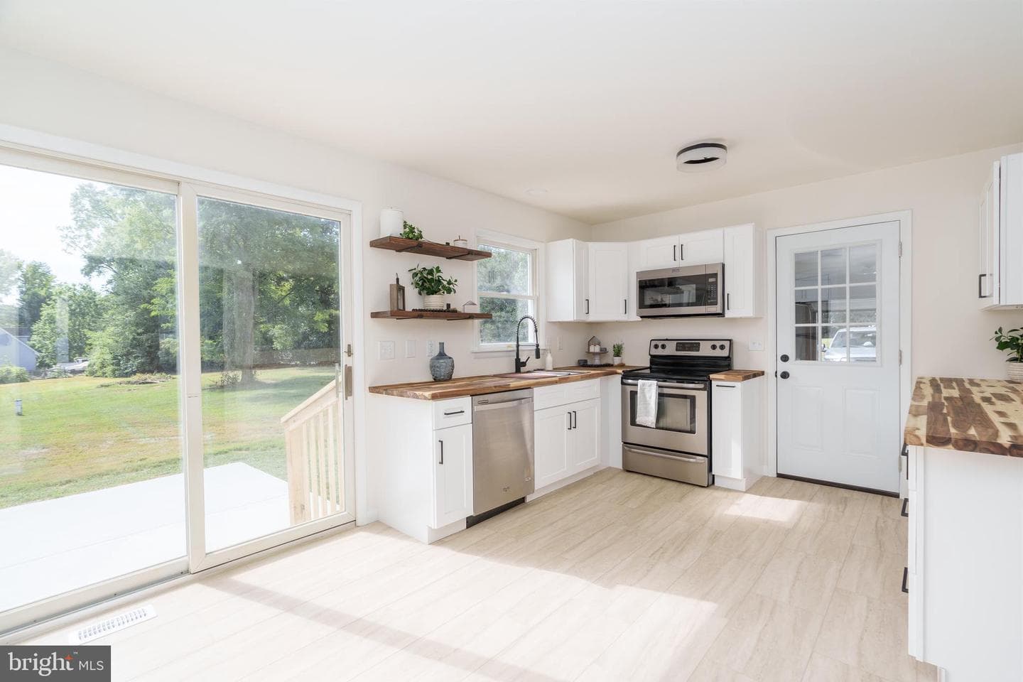 7 Meadow Drive photo 5