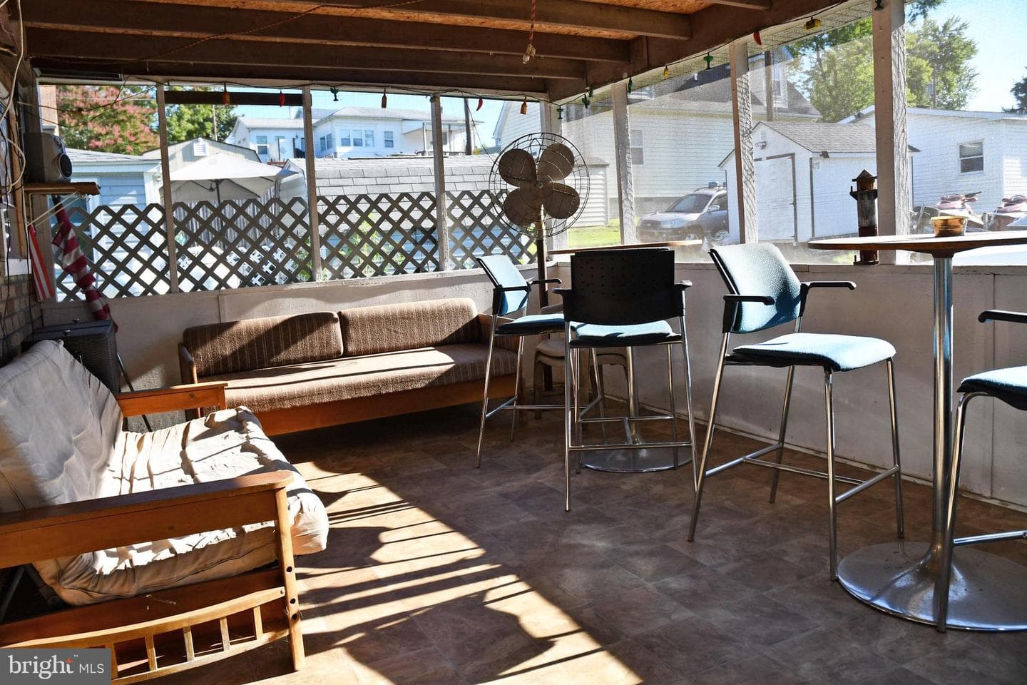 2 Glenwood St photo 17