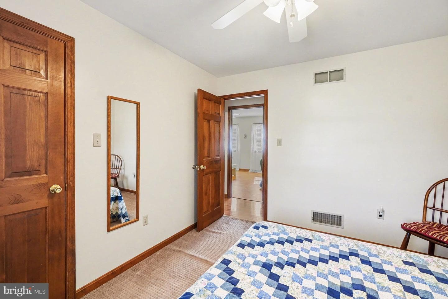 72 Cynthia Court photo 21