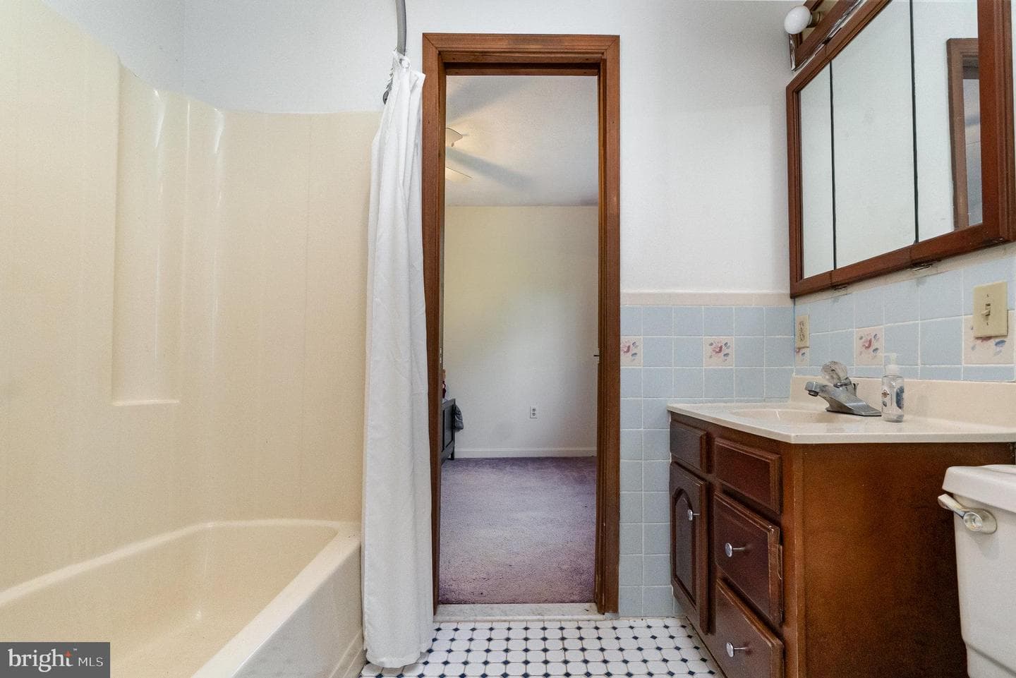80 Parkside Dr photo 26