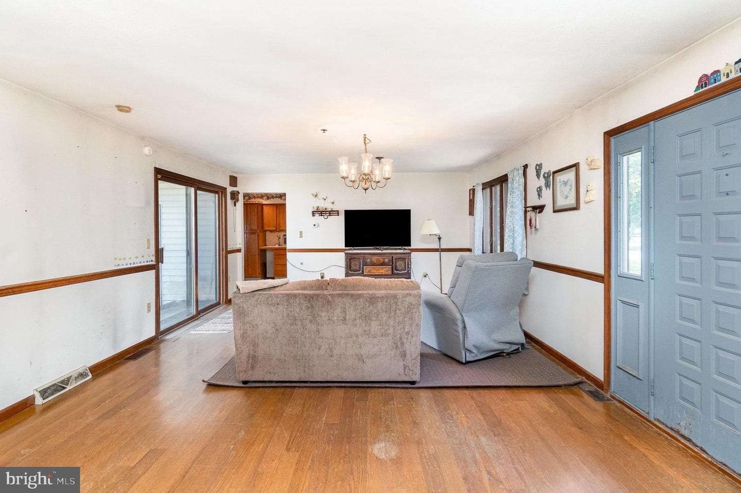 80 Parkside Dr photo 5