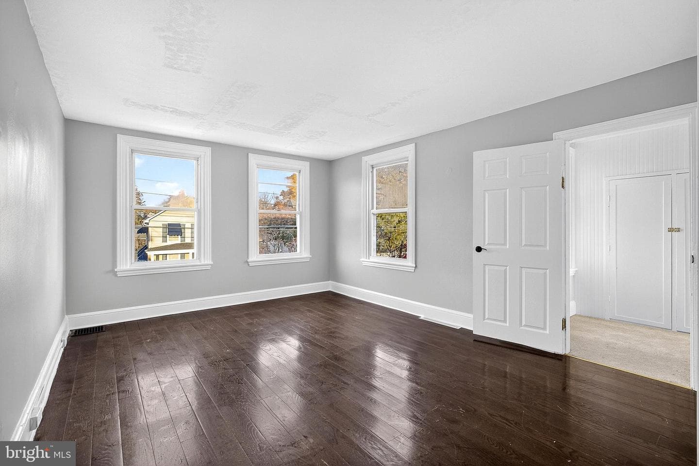 110 Delaware Avenue photo 44