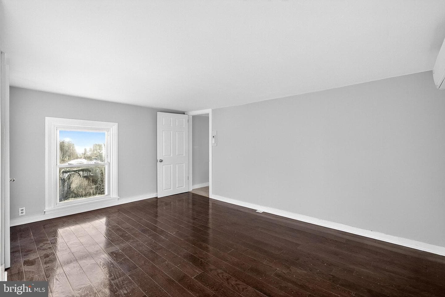 110 Delaware Avenue photo 50