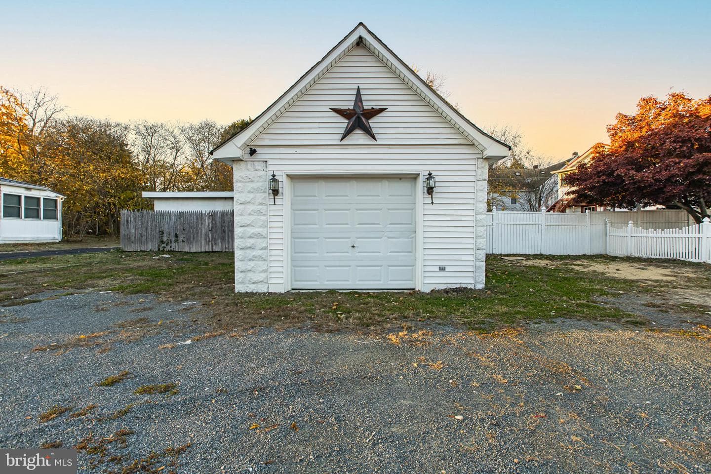 110 Delaware Avenue photo 8