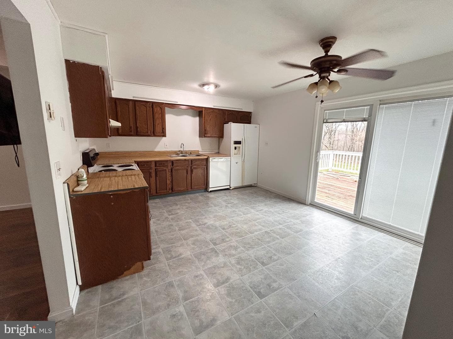 208 Justice Way photo 8