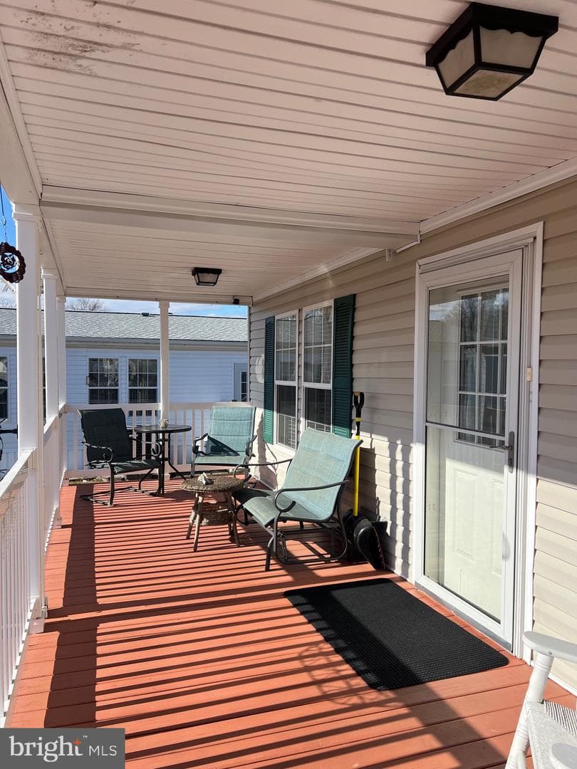 42 Queen Eleanor Drive photo 9