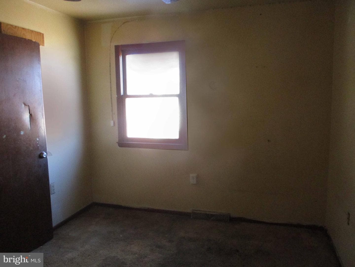 211 Greenwood Street photo 9