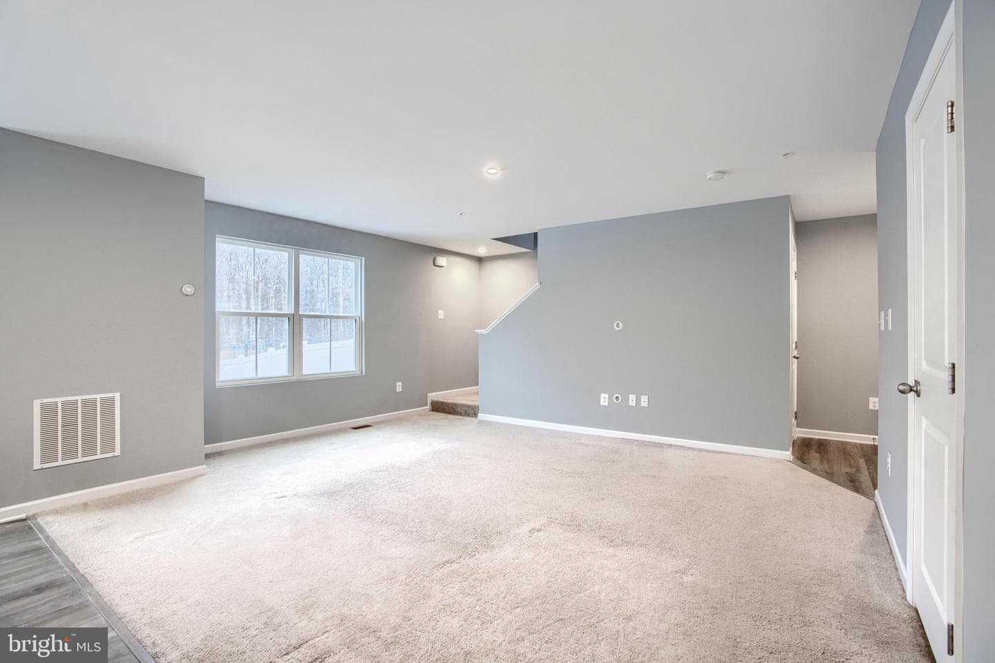 104 Magnolia Drive photo 8