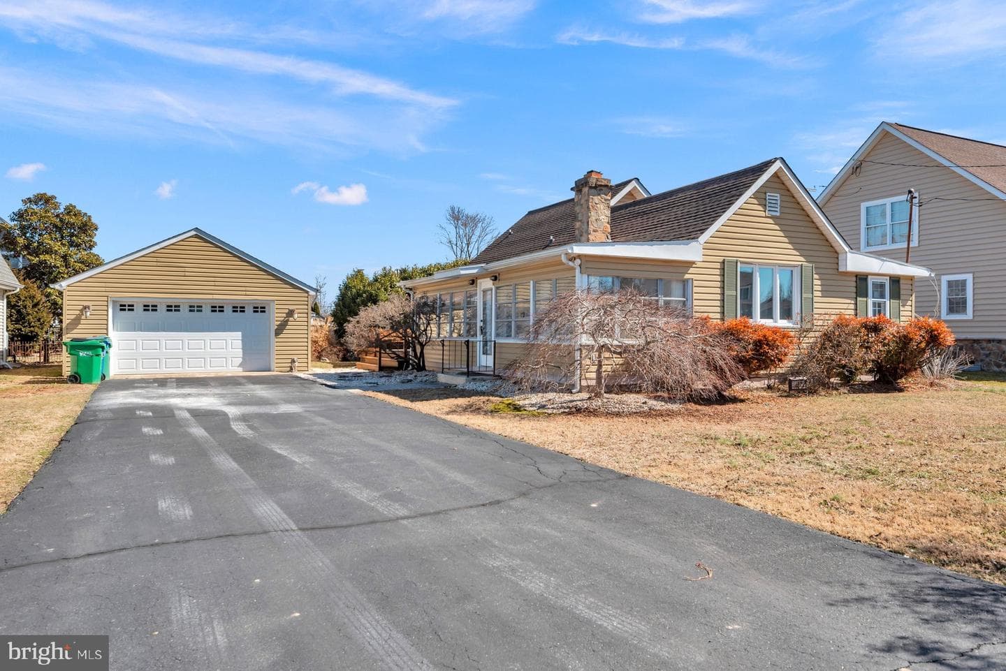 8 Maryland Avenue photo 4