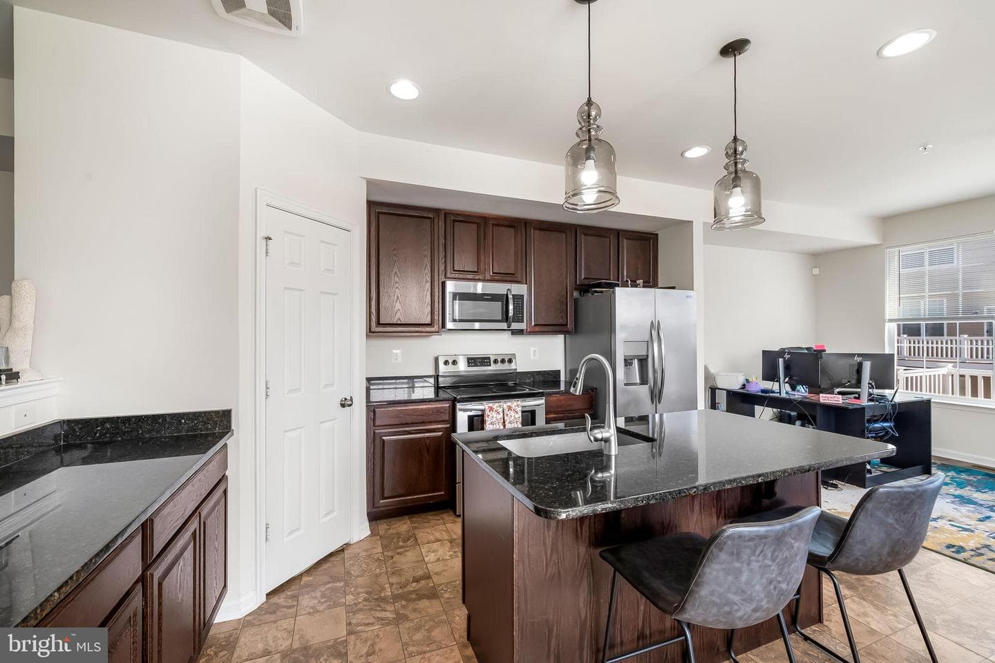 400 Charlestown Crossing Boulevard photo 12