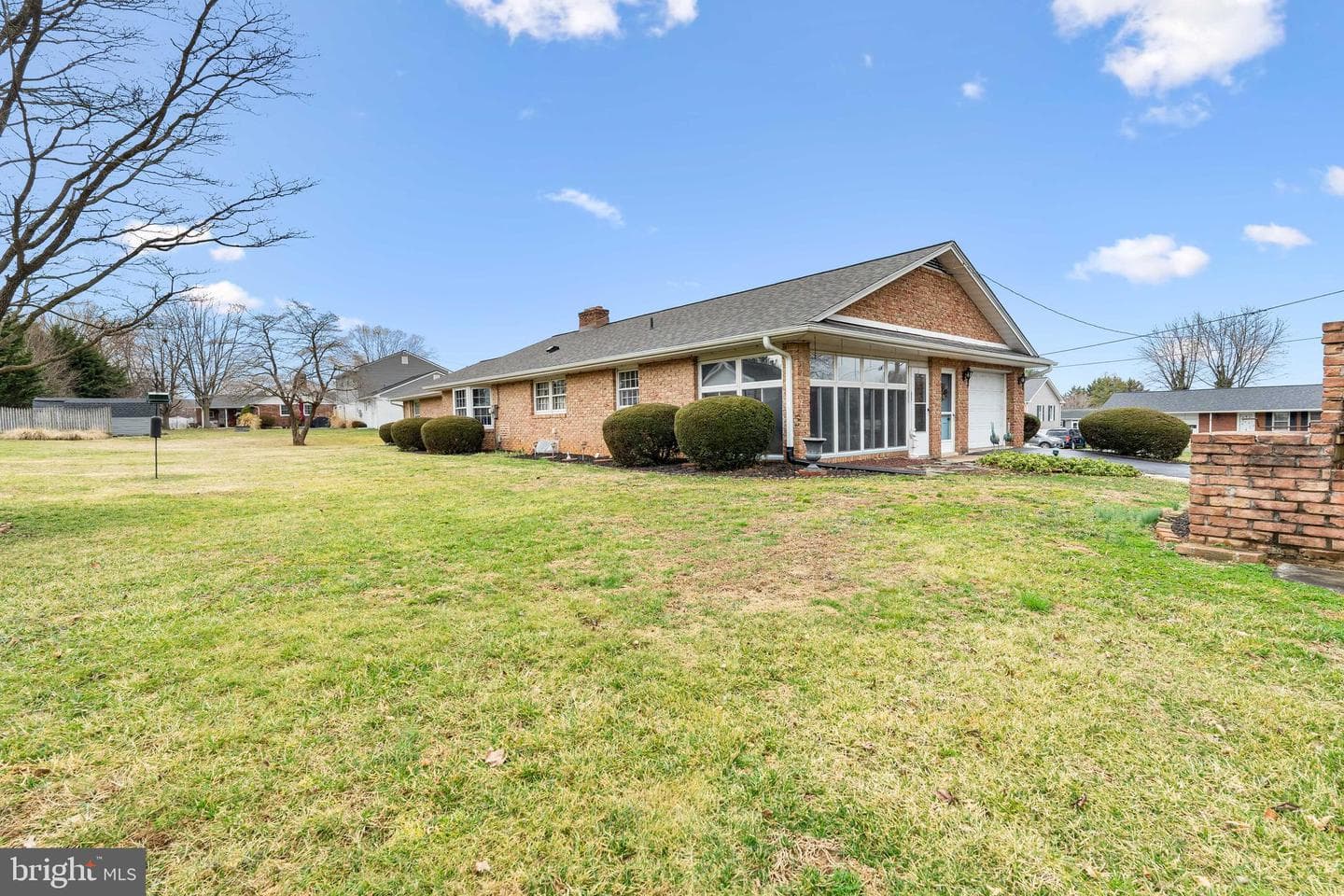 10 Pogue Avenue photo 6