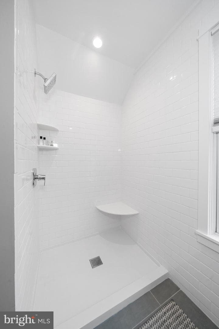 38 Virginia Avenue photo 48