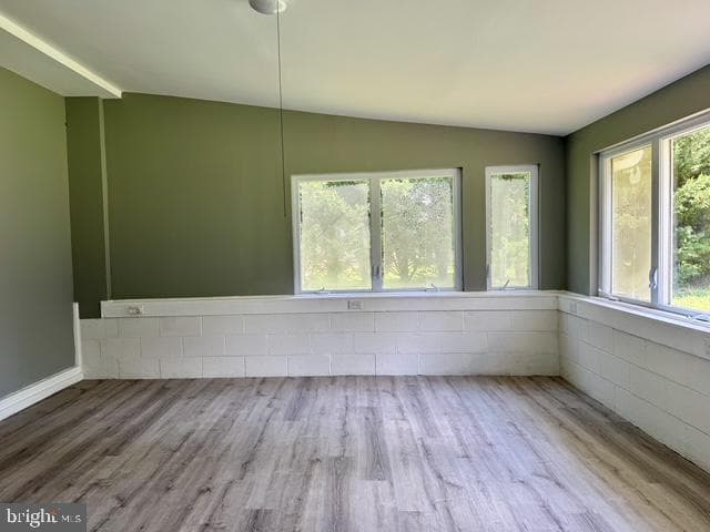 106 Normira Avenue photo 15