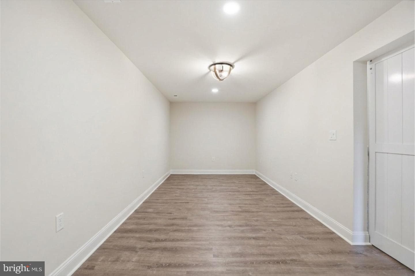 15 S Mauldin Avenue photo 30