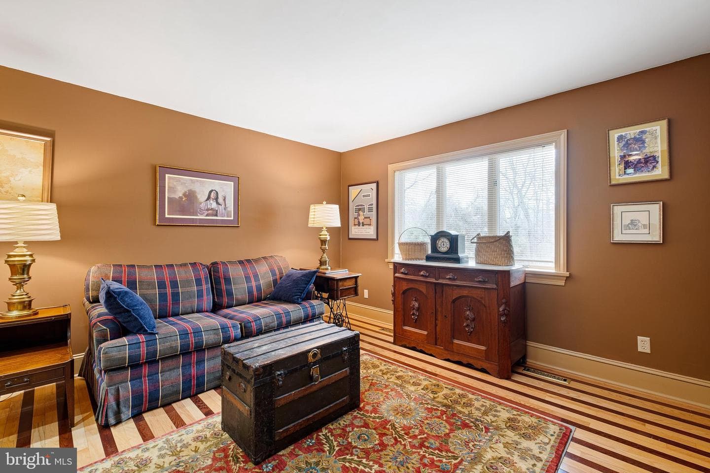 185 Riverside Drive photo 27