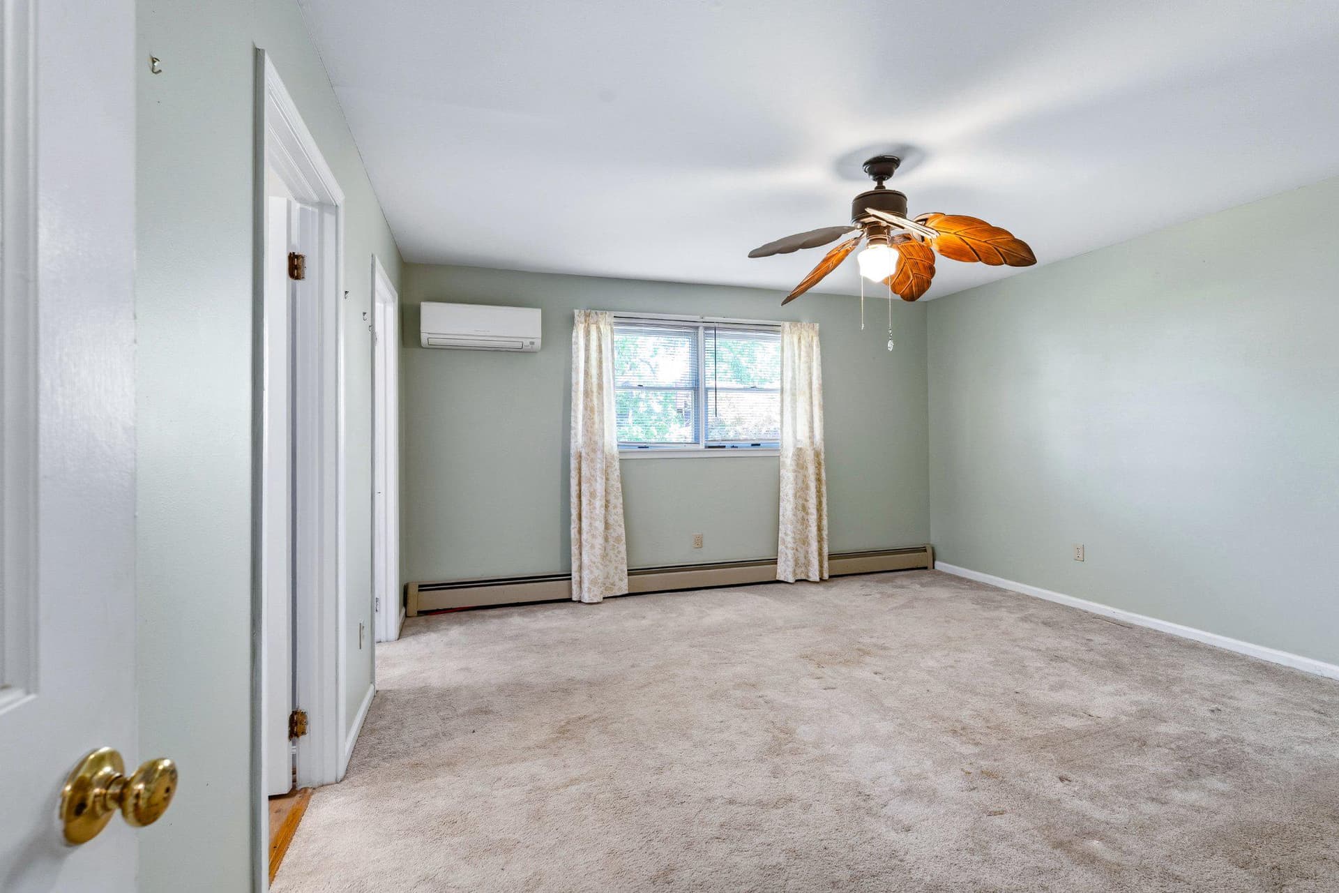320 Cecil Street photo 15