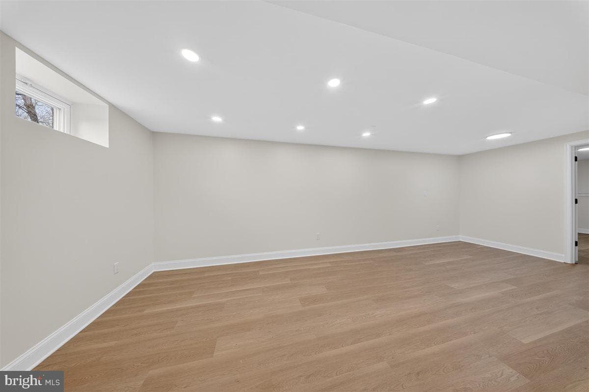 148 Windmill Road photo 22