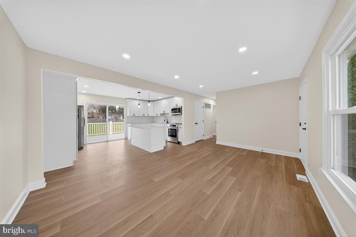 148 Windmill Road photo 7