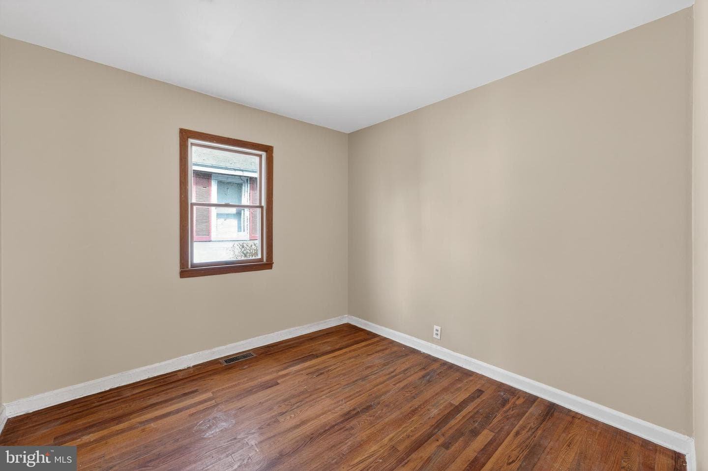 76 Park Drive photo 12