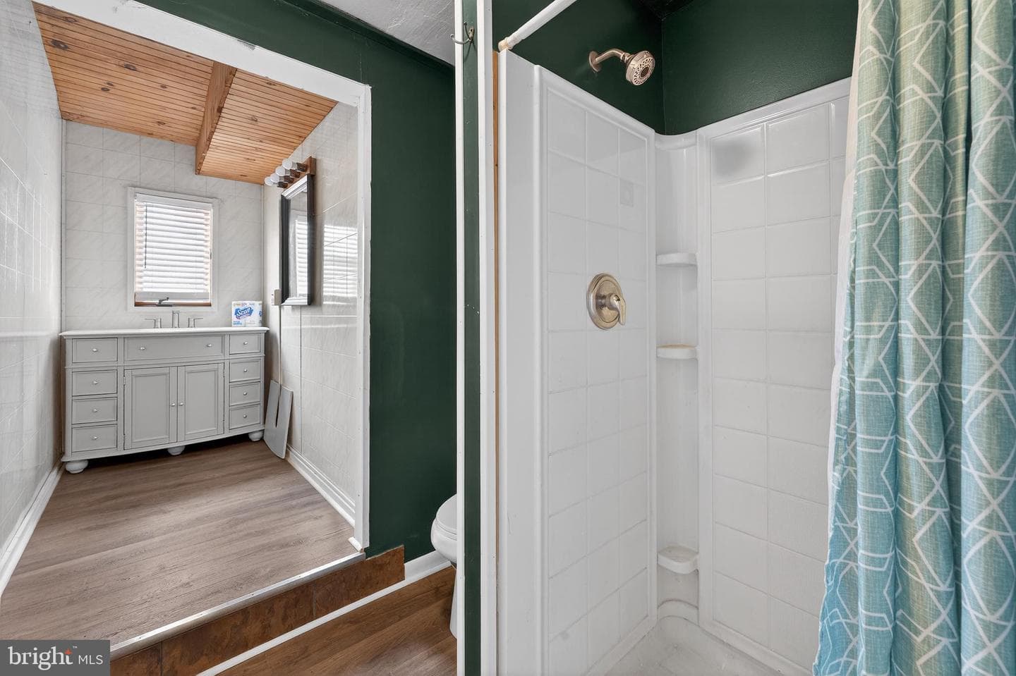 76 Park Drive photo 9