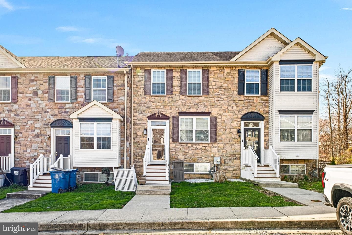 116 Vince Drive photo 3