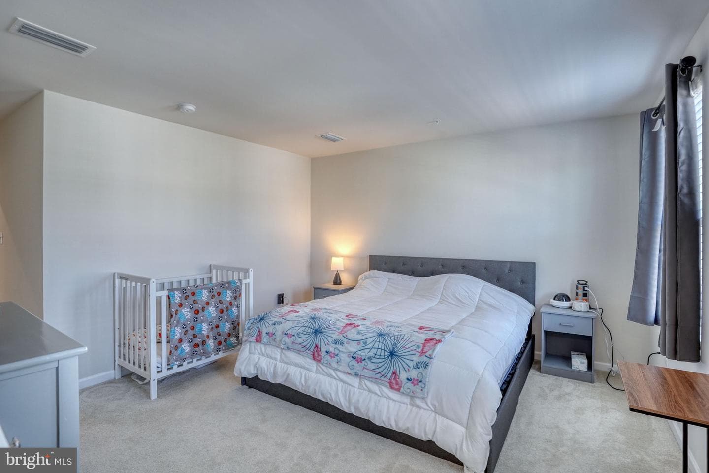 5 Olive Way photo 14